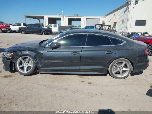 WAUENCF5XKA046330 Audi A5 45 Premium