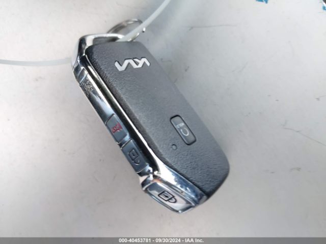 KNDEUCAA7R7486569 KIA SELTOS S