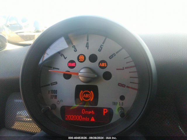 2011 MINI COOPER S WMWSV3C57BTY12929 Photo 6