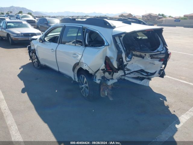 4S4BTADCXR3168617 Subaru Outback Premium