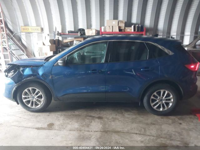 1FMCU9BZ8NUA49153 Ford Escape Se Hybrid