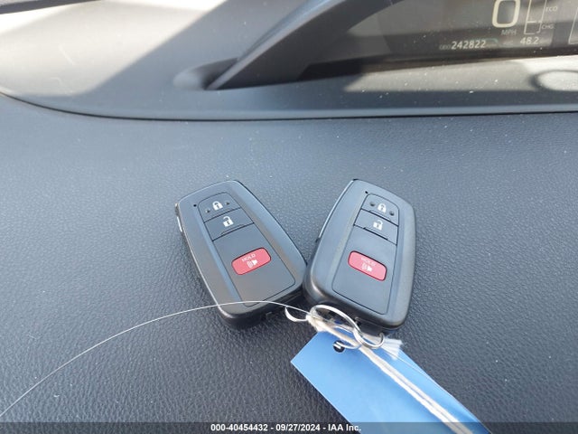 Toyota Prius Le 2020 JTDKARFU3L3110595 Image 11