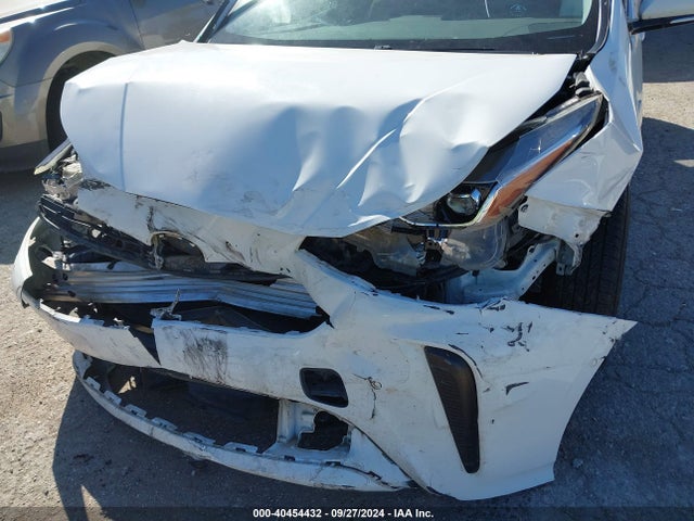 Toyota Prius Le 2020 JTDKARFU3L3110595 Image 6