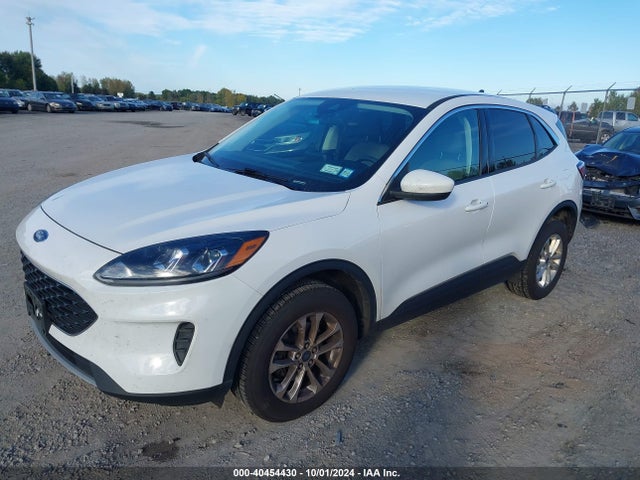 Ford ESCAPE SE 2021 1FMCU9G64MUA37949 Image 2