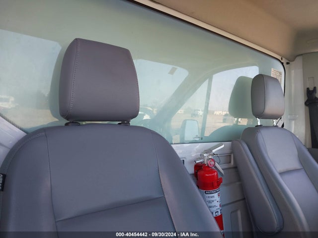 Ford Transit-350 Cab 2018 1FDBF8ZM1JKA62066 Image 8