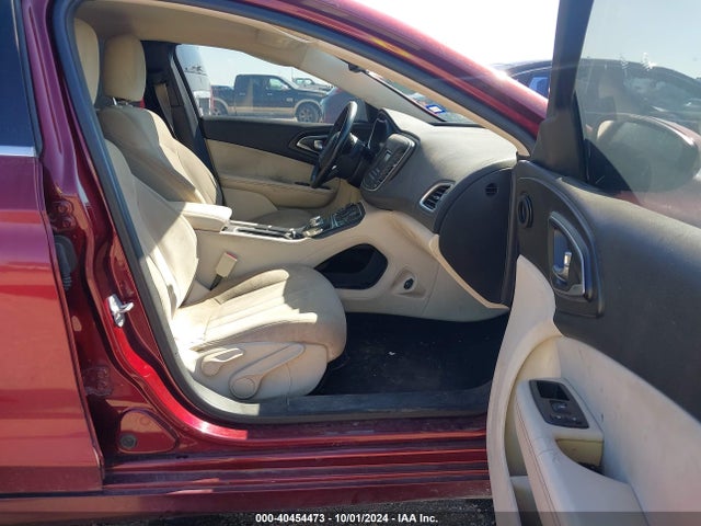 Chrysler 200 Limited 2015 1C3CCCAB8FN521425 Image 5