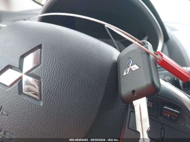JA4AT4AAXJZ043522 Mitsubishi Eclipse Cross Le