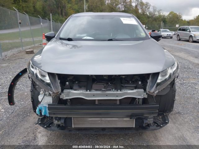 JA4AT4AAXJZ043522 Mitsubishi Eclipse Cross Le
