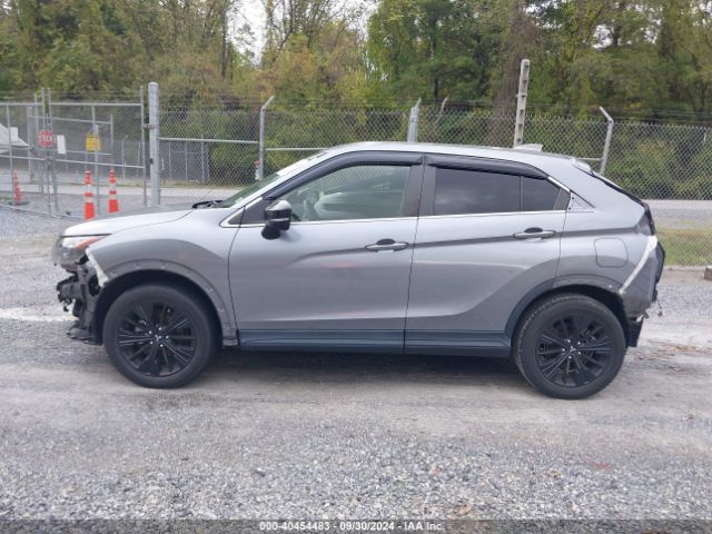 JA4AT4AAXJZ043522 Mitsubishi Eclipse Cross Le