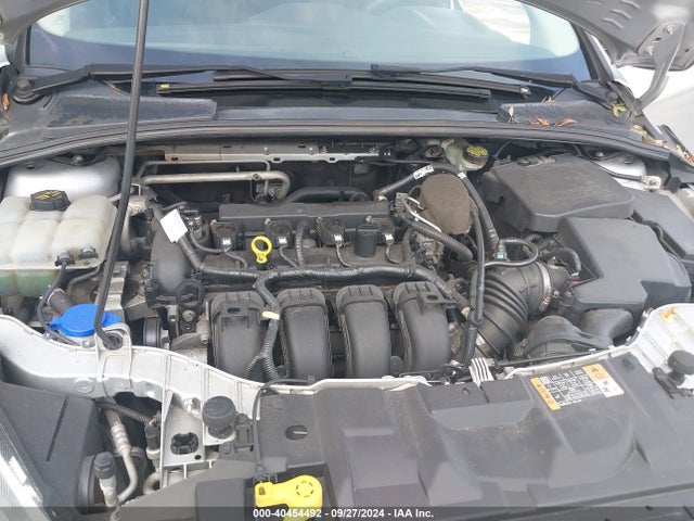 Ford FOCUS S 2016 1FADP3E22GL224071 Image 10