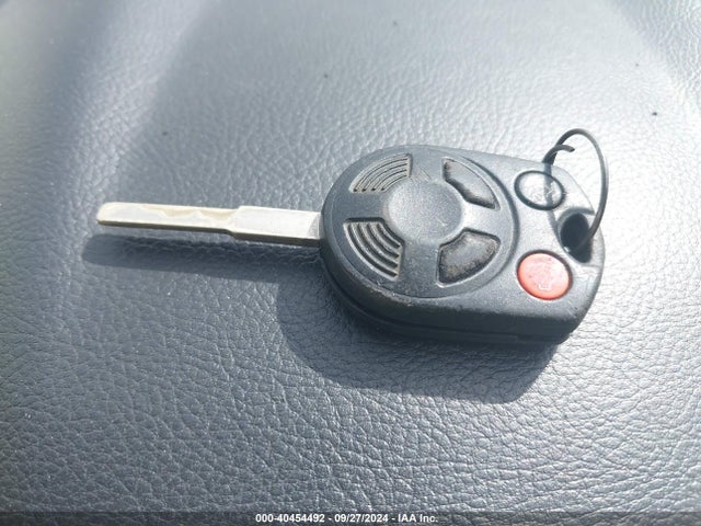 Ford FOCUS S 2016 1FADP3E22GL224071 Image 11