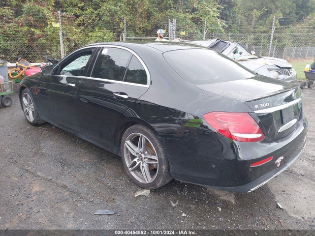 WDDZF4JB7JA406291 Mercedes-Benz E 300