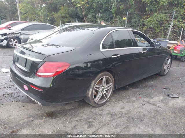 WDDZF4JB7JA406291 Mercedes-Benz E 300
