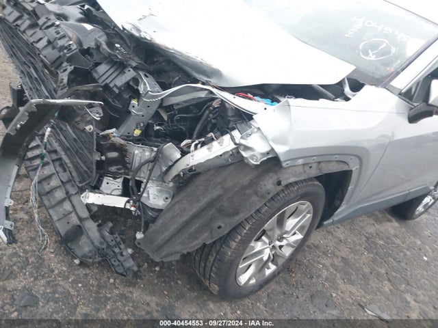 Toyota Rav4 Xle Premium 2019 JTMC1RFV1KJ016772 Image 18