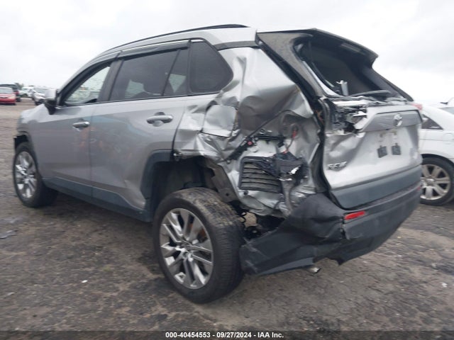 Toyota Rav4 Xle Premium 2019 JTMC1RFV1KJ016772 Image 3