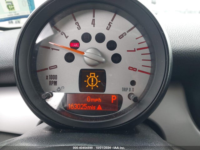 2013 MINI CLUBMAN WMWZF3C54DT489969 Photo 6