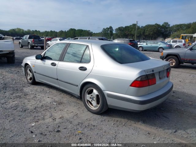 1999 SAAB 9-5 YS3ED48E3X3002943 Photo 2
