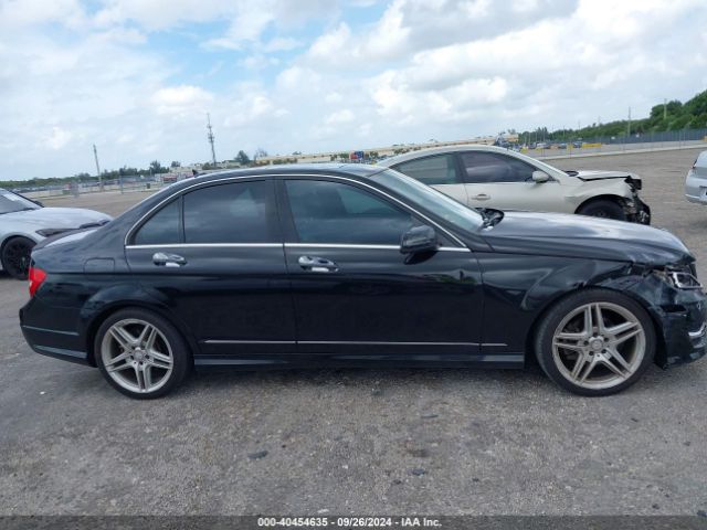 WDDGF4HB5ER313323 Mercedes-Benz C 250 Luxury/sport