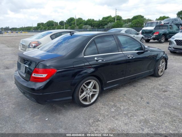 WDDGF4HB5ER313323 Mercedes-Benz C 250 Luxury/sport