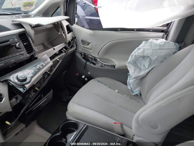 5TDKK3DC2ES505907 Toyota Sienna Le V6 8 Passenger