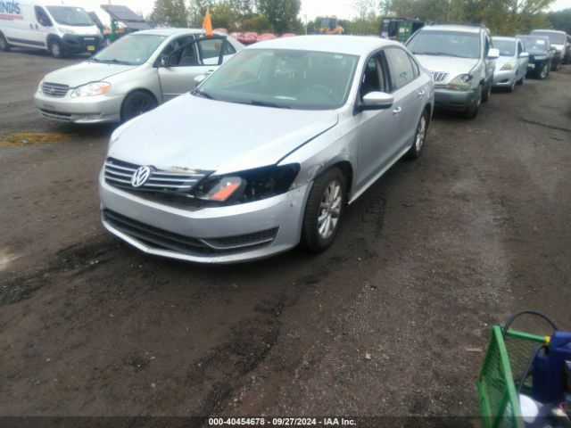 1VWAP7A39EC006576 Volkswagen Passat 2.5l S