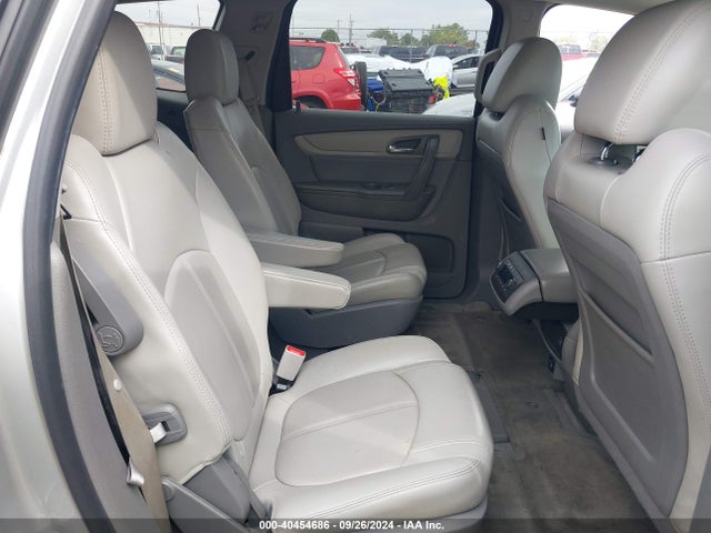 Chevrolet Traverse 2lt 2017 1GNKVHKD7HJ307848 Image 8