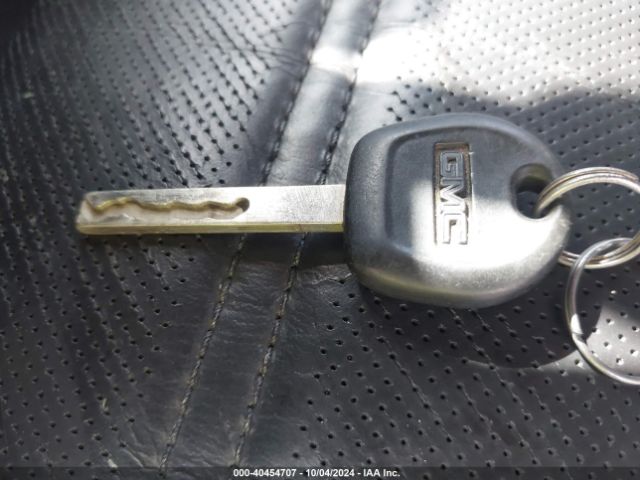 1GT12SEY8KF212377 GMC Sierra 2500hd Denali