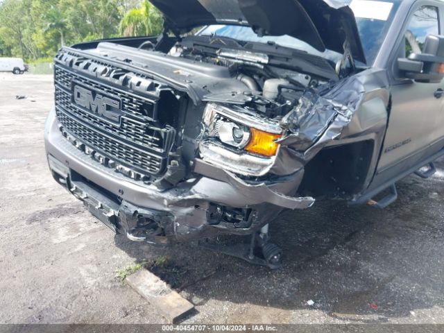 1GT12SEY8KF212377 GMC Sierra 2500hd Denali