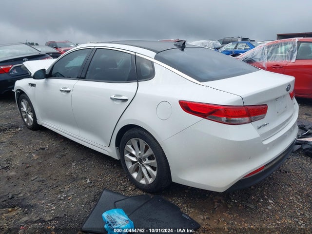 KIA OPTIMA EX 2018 5XXGU4L31JG186096 Image 3