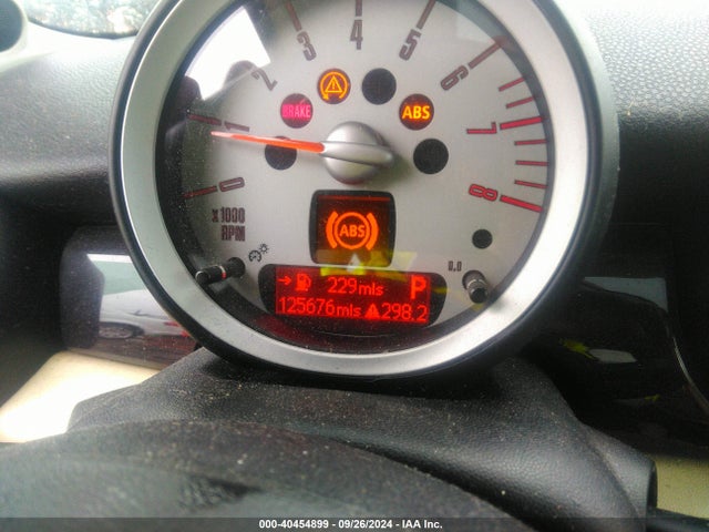 2008 MINI COOPER S WMWMF73548TV37008 Photo 6