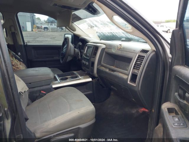 3C6UR5CLXJG223726 RAM 2500 Tradesman  4x4 6'4 Box