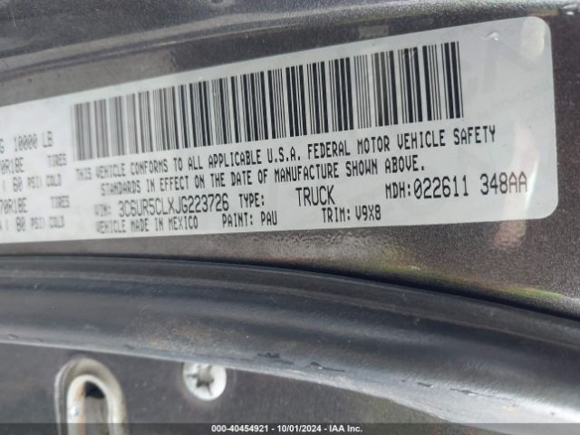 3C6UR5CLXJG223726 RAM 2500 Tradesman  4x4 6'4 Box