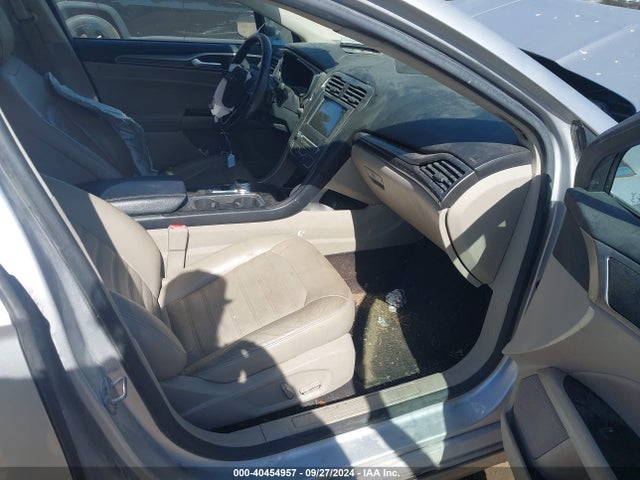 Ford FUSION SE 2017 3FA6P0T96HR185754 Image 5