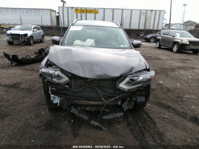JN8AT2MV5HW009688 Nissan ROGUE SV