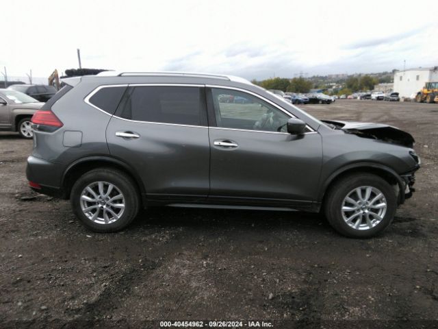 JN8AT2MV5HW009688 Nissan ROGUE SV