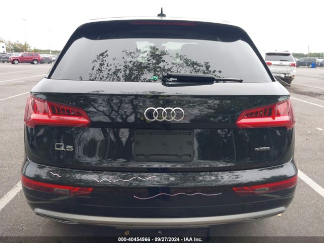 WA1BNAFY3K2135620 Audi Q5 45 Premium