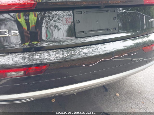 WA1BNAFY3K2135620 Audi Q5 45 Premium