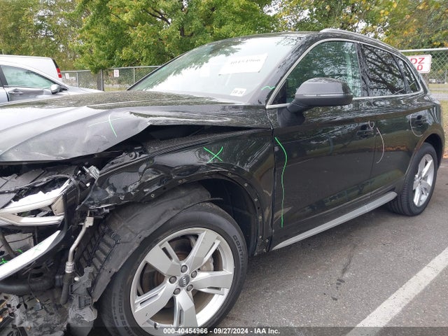 WA1BNAFY3K2135620 Audi Q5 45 Premium