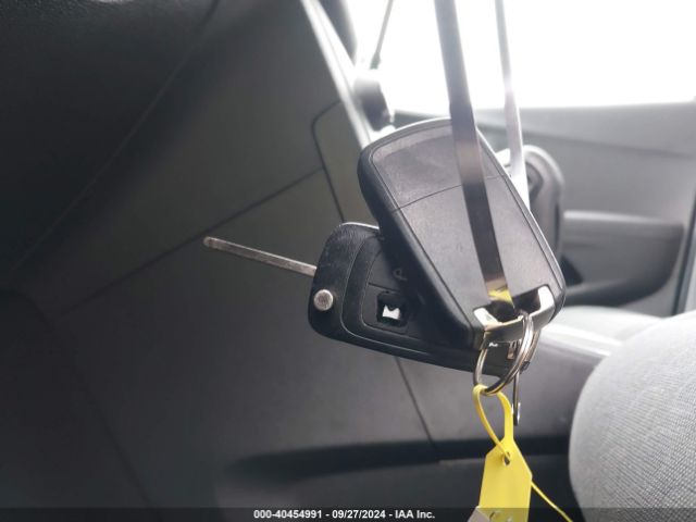 KL7CJPSB5FB185206 Chevrolet Trax 1ls
