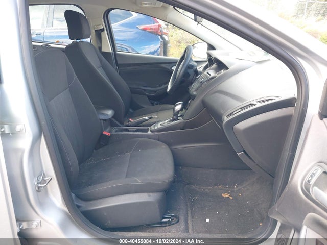 Ford FOCUS SE 2015 1FADP3K26FL233715 Image 5