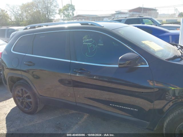 1C4PJLCS4HW549638 Jeep Cherokee Latitude Fwd