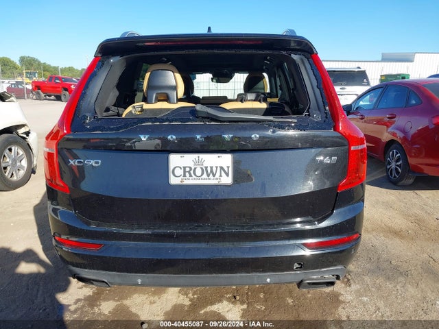 YV4A22PK9H1132422 Volvo Xc90 Momentum