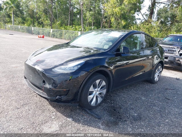2023 TESLA MODEL Y 7SAYGDEE8PA075843 Photo 1