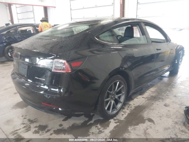 2022 TESLA MODEL 3 5YJ3E1EB3NF185037 Photo 3