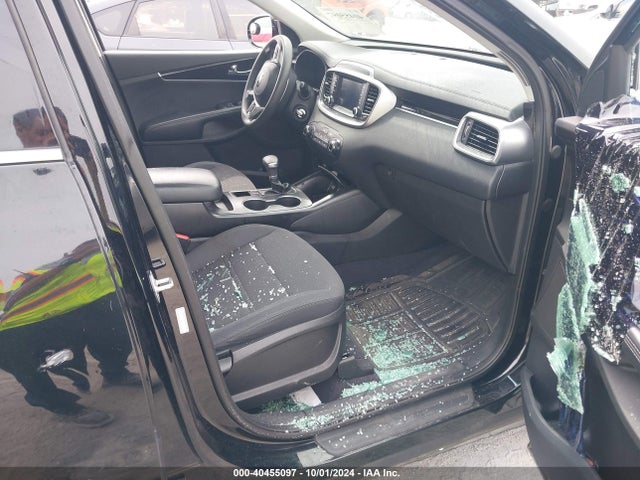 KIA Sorento 2.4l L 2019 5XYPG4A36KG578546 Image 5