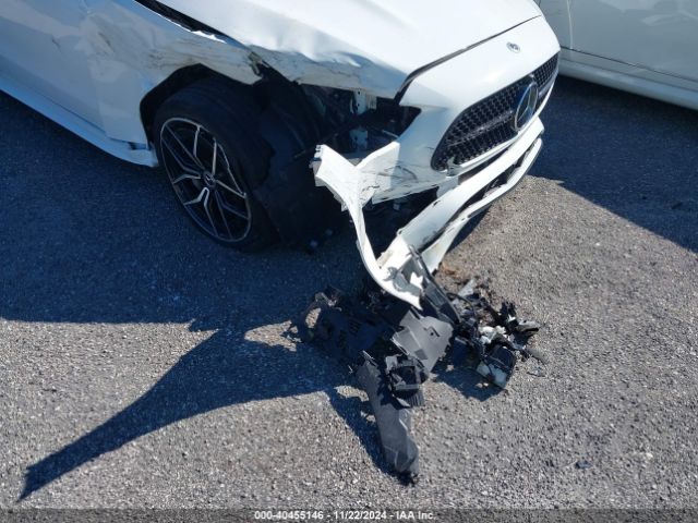 W1KAF4GB8PR106497 Mercedes-Benz C 300 Sedan