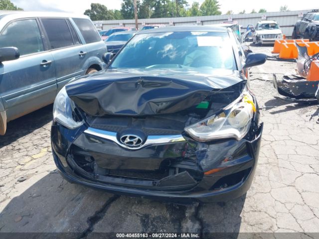 KMHTC6AD6EU211319 Hyundai Veloster Base W/black