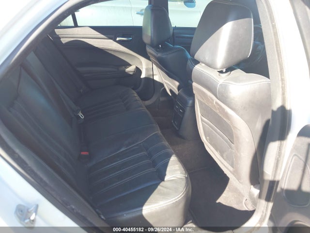 Chrysler 300 300s 2015 2C3CCABT2FH739428 Image 8