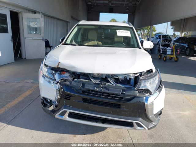 JA4AD3A30KZ023354 Mitsubishi Outlander Sel