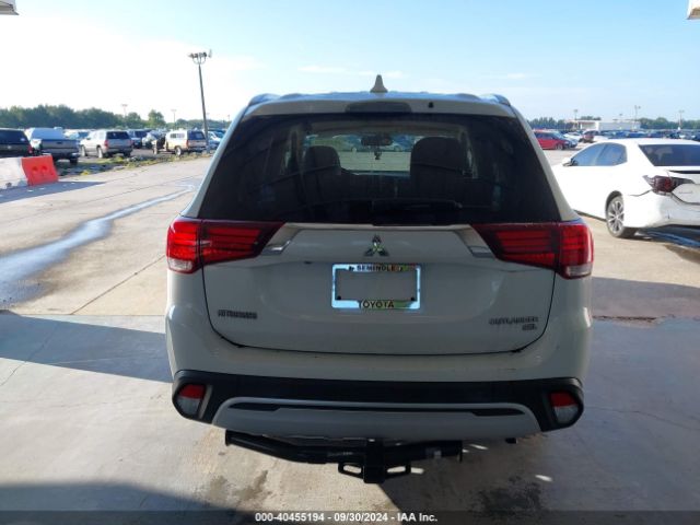 JA4AD3A30KZ023354 Mitsubishi Outlander Sel